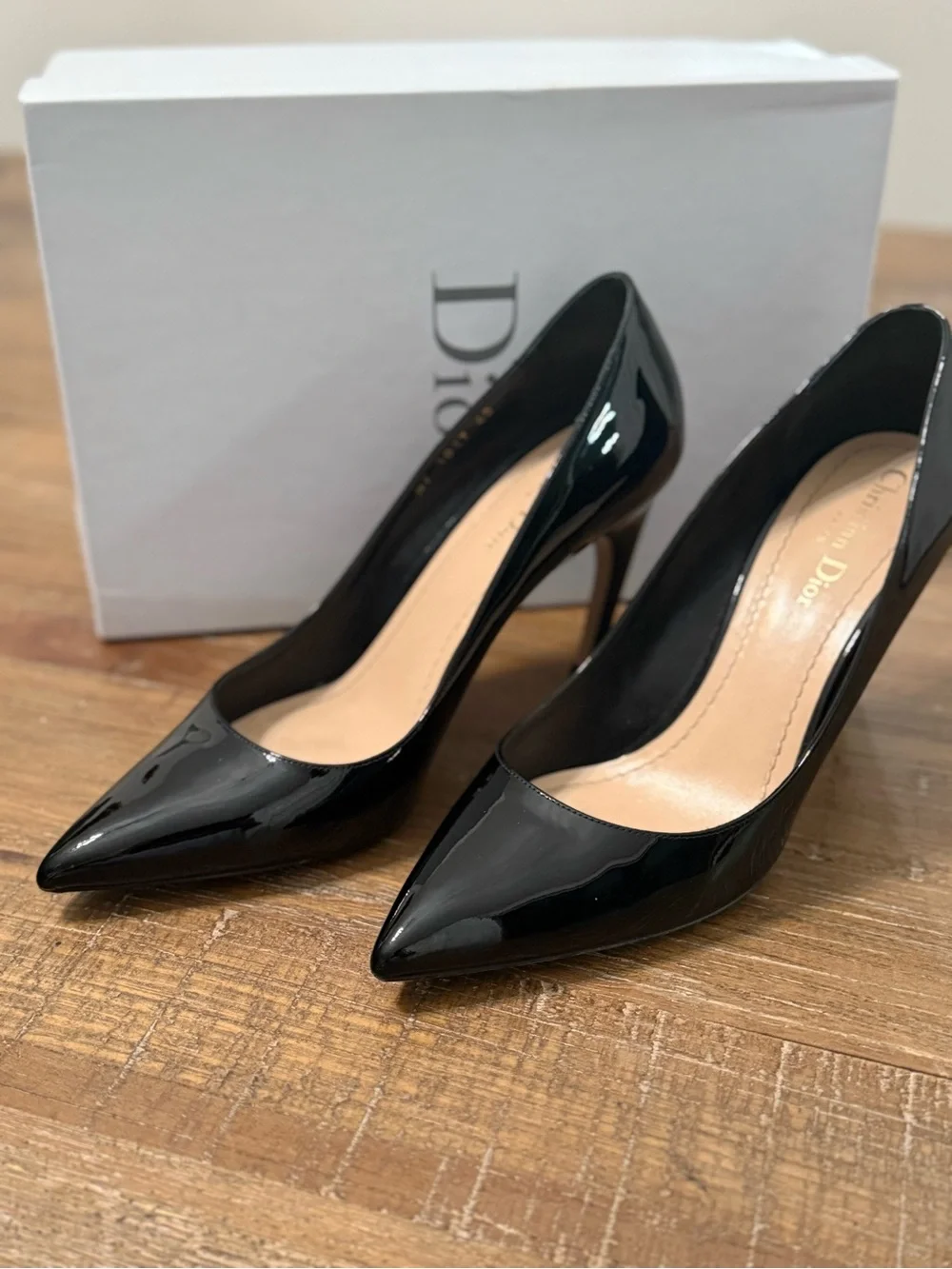 Dior Black Patent Leather Pointed Pumps with Stiletto Heel - Picture 12 of 12